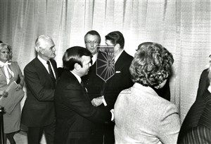 Image description is not available for 1984.235